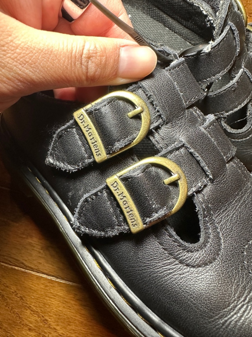 Dr. Martens Black Double-Buckle Mary Jane Shoes Kids US 2 - Picture 3 of 12